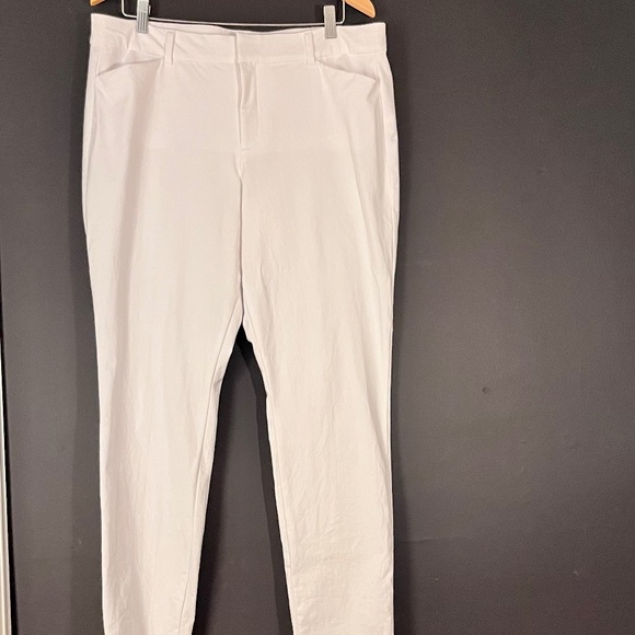 New Old Navy women's pants white - Picture 1 of 2